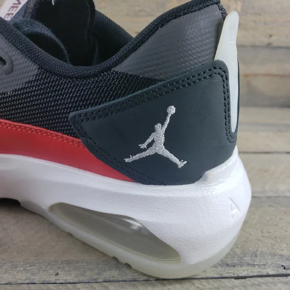 Nike Jordan Air 200E Men's Shoes Sneakers Black Chili Red NEW - Picture 4 of 11